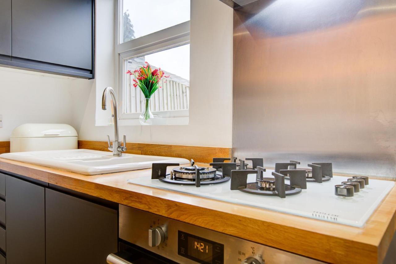 Statera Apartments - 2-Bed House In Stratford Лондон Экстерьер фото